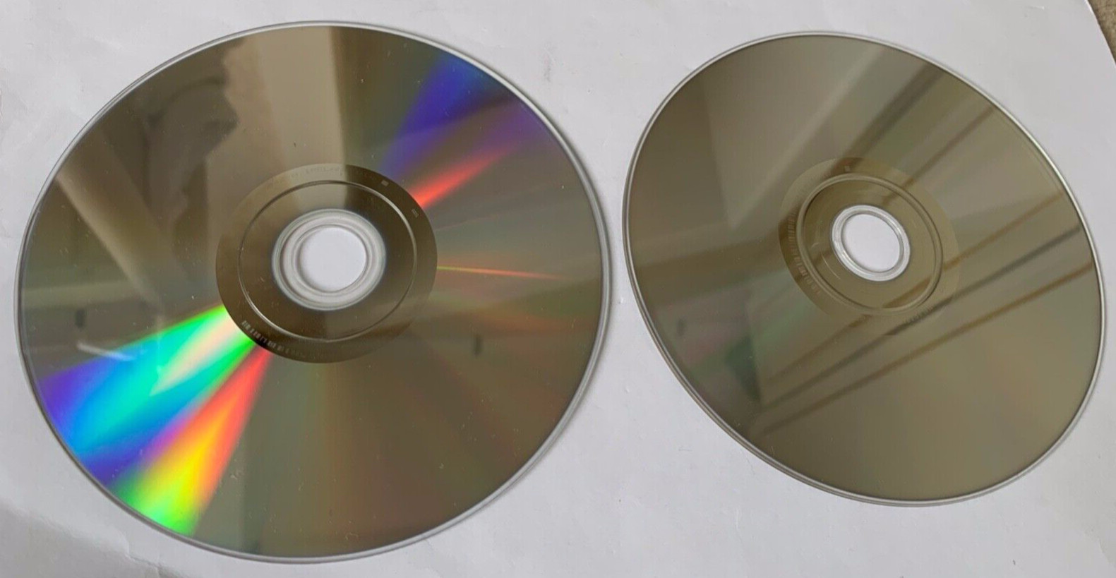 Apple Mac OS X Server 10.4.3 – Install DVD + Admin Tools from 2005 Software