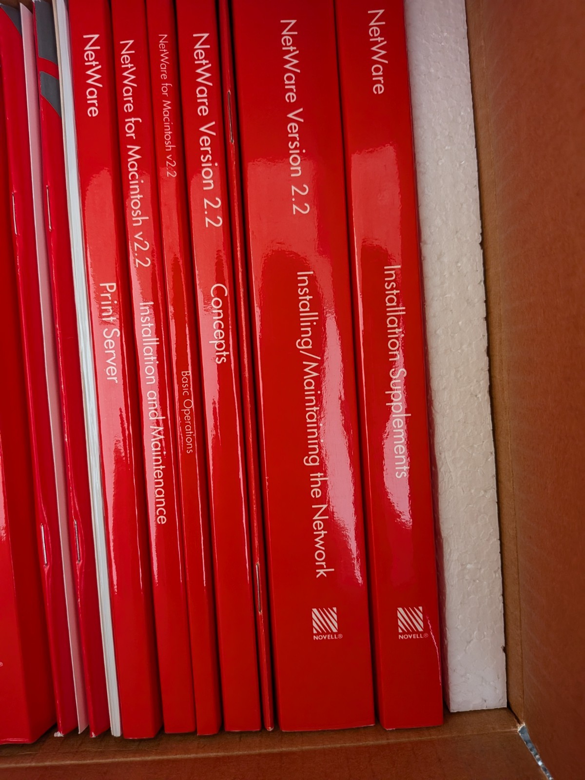 Netware Kit v2.2 by Novell Operating System Floppy & Books Vtg