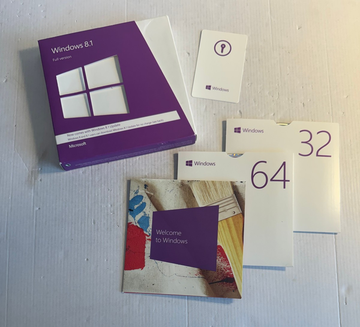 Microsoft Windows 8.1 Full Version Update Product Key 32 & 64 Bit DVDs Very Good