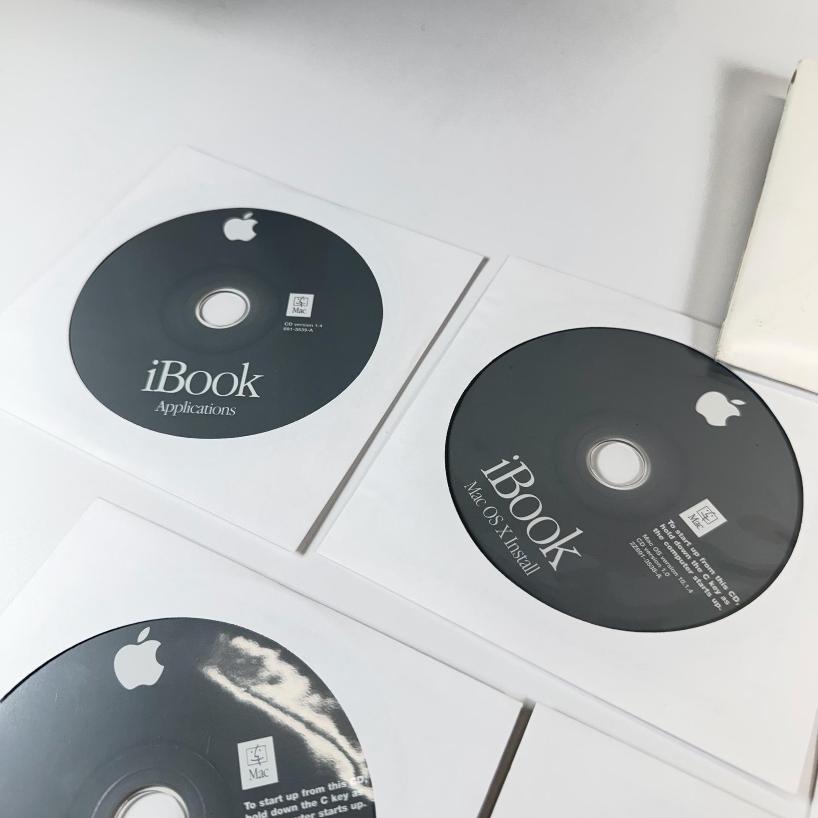 Vintage Apple IBook Mac OS X Mac OS 9 Install Restore CD Set 603-0023-A Software
