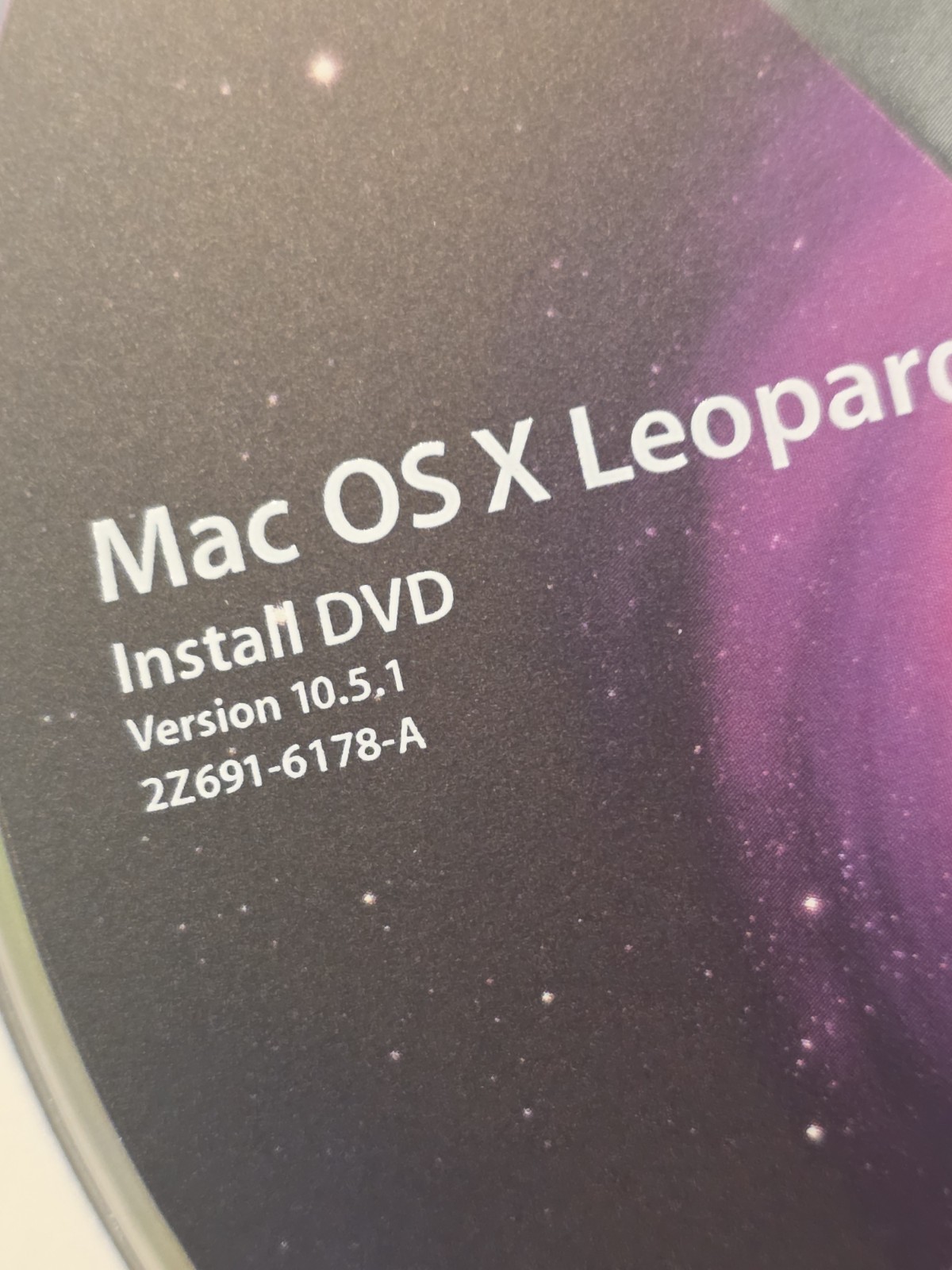 Apple Mac OS X Leopard Version 10.5.1 Install DVD Retail Box MB422Z/A