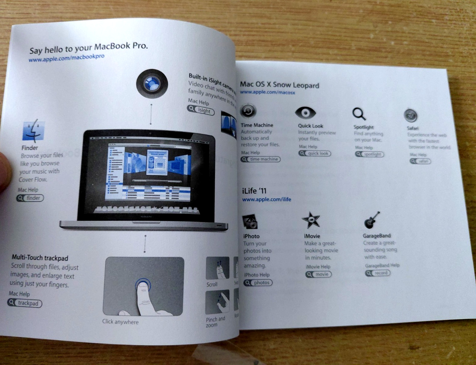Apple: 13 Inch MacBook Pro OS X Install, Disc 1 & 2 & Manual – Nice/Free Ship