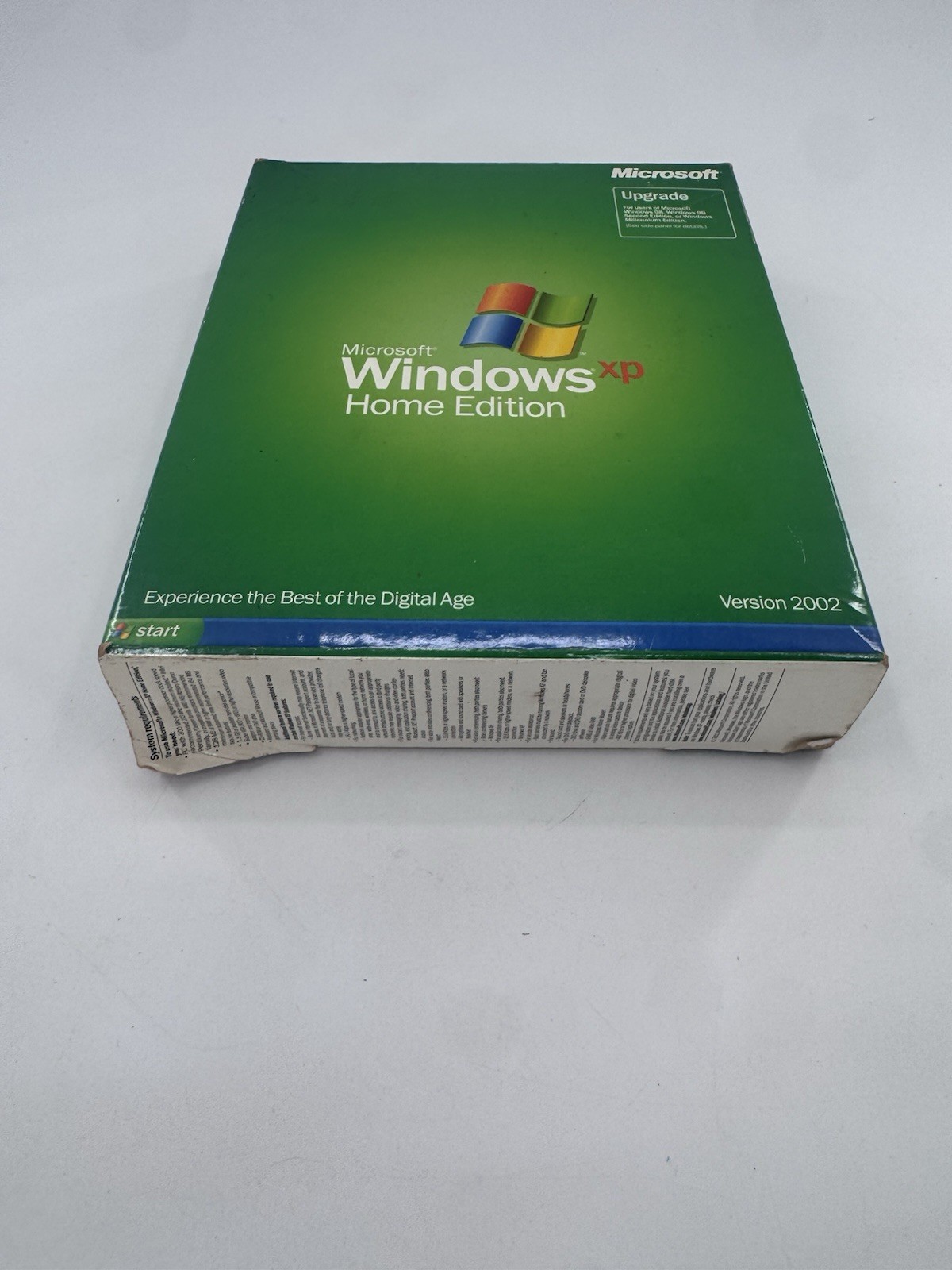 Microsoft Windows XP Professional SP2 Upgrade 2002 Big Box PC w Product Key VTG