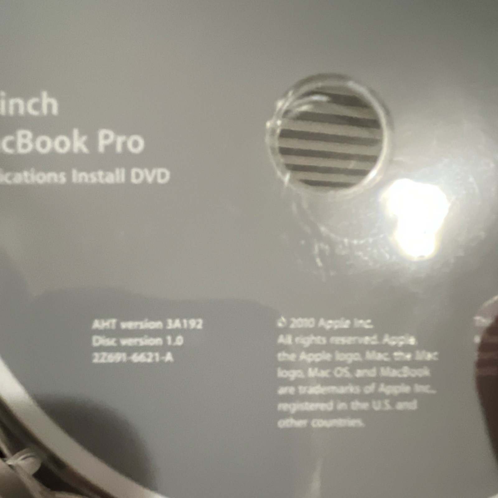 Apple 13-inch MacBook Pro Mac OS X 10.6.3 Operating System & Applications DVD