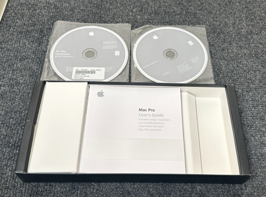 Mac Common Media Multilingual Mac OS X 10.4.8 Install Disc 1 & 2 * 2Z607-0546