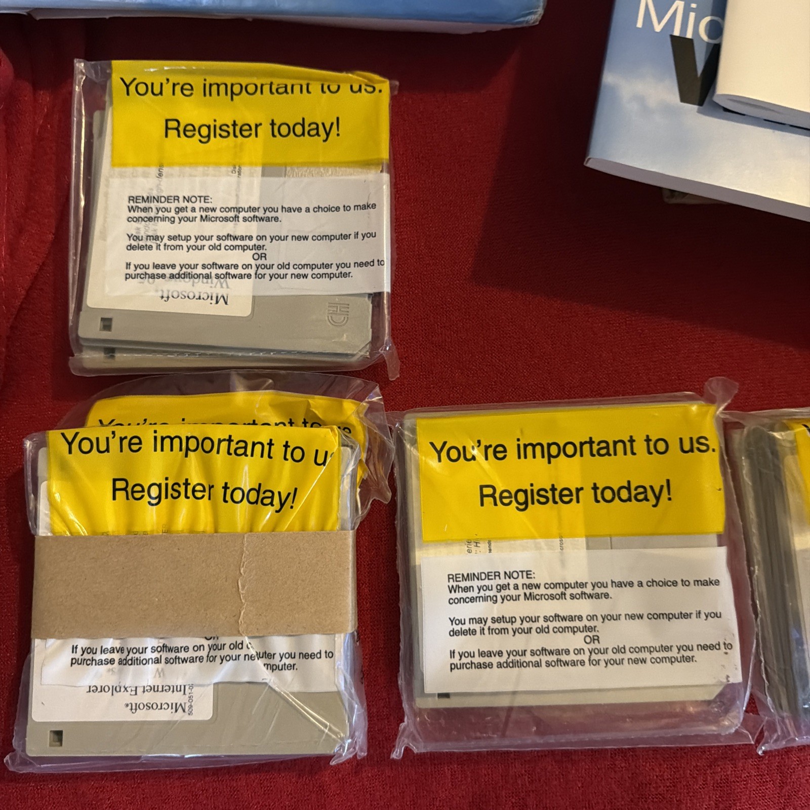 Microsoft Windows 95 OS 3.5″ Floppy MS-DOS PCs 1995, Includes Key
