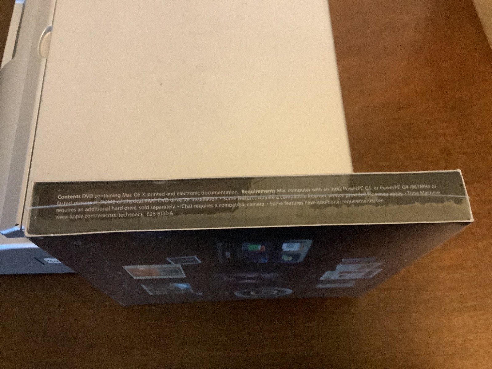 Brand New Apple Mac OS X Leopard 10.5 MB023Z/A Sealed