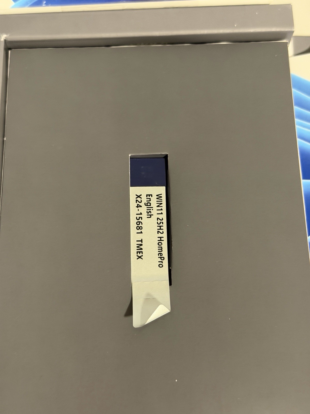 Microsoft Windows 11 Home USB License Product Key 64 Bit HAJ-00108 Activation