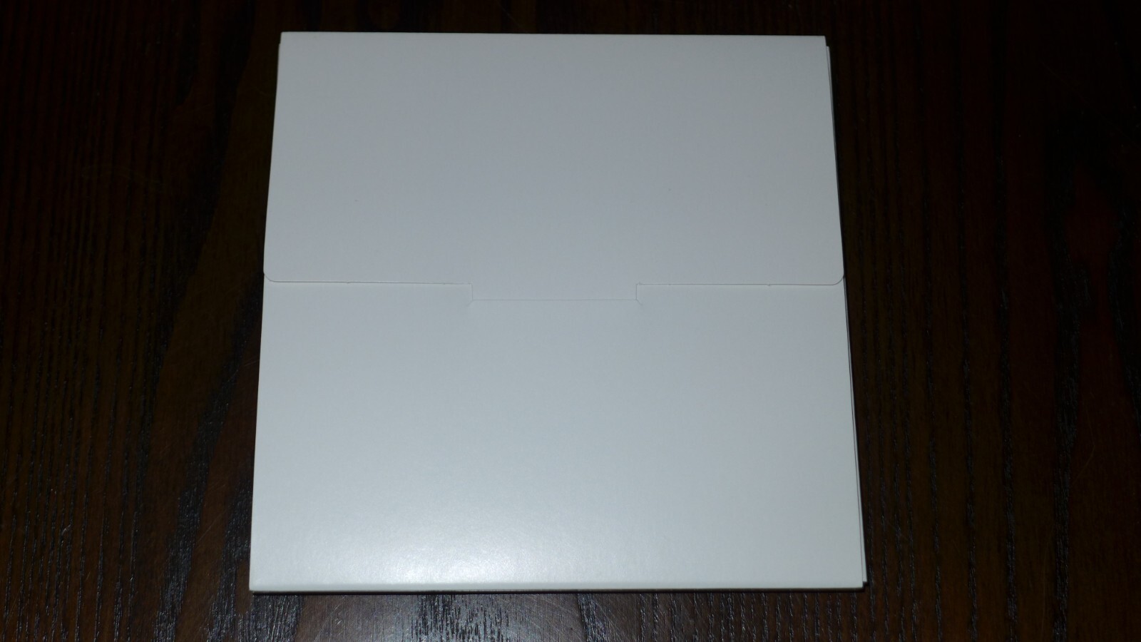 Apple Mac Box Set Includes Mac OS X Snow Leopard iLife 09 iWork 09 MC209Z/A 