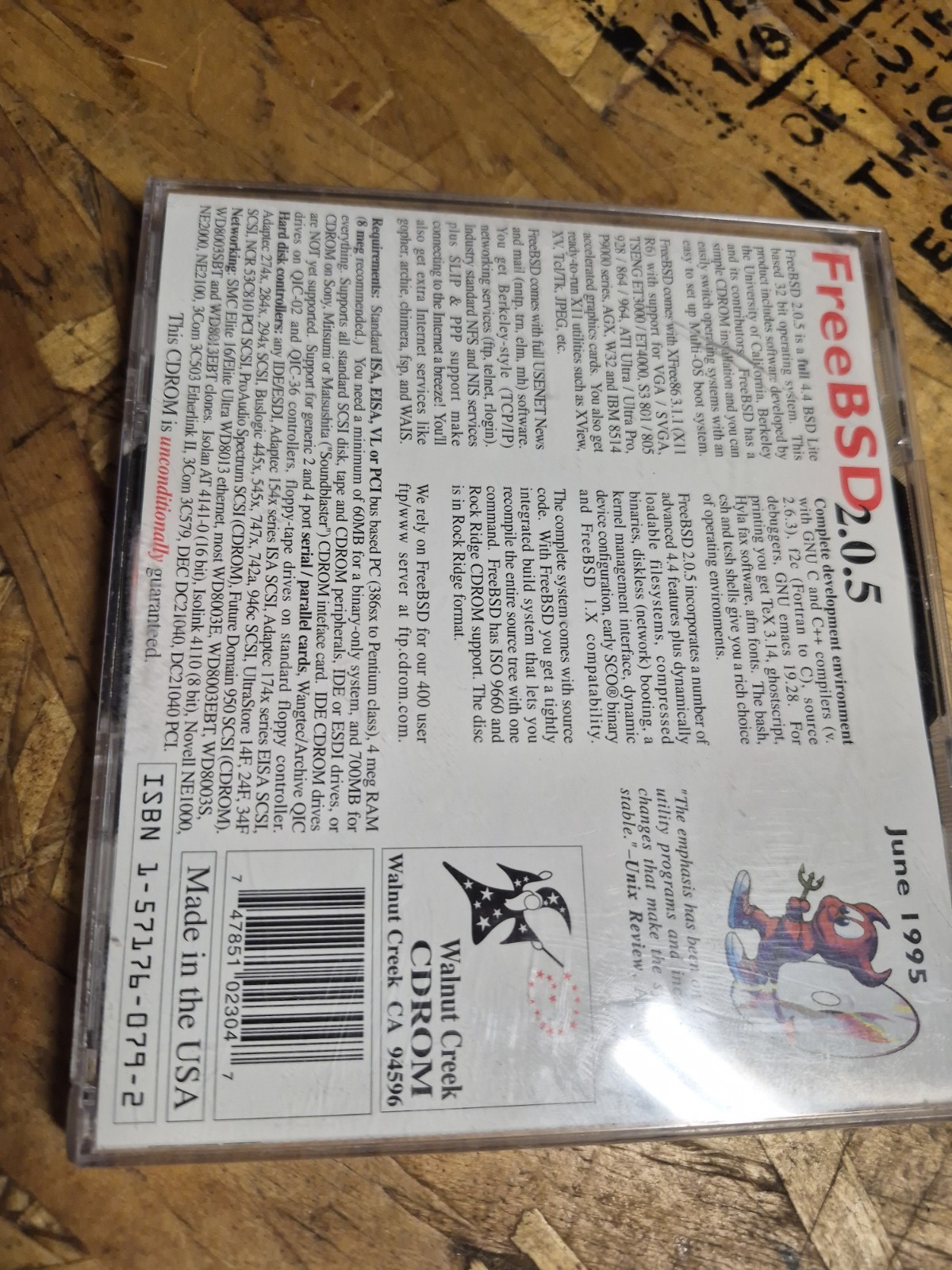 FREE BSD 2.0.5 UNIX A FULL 4.4 BSD Light Based 32 Bit System Software Disks