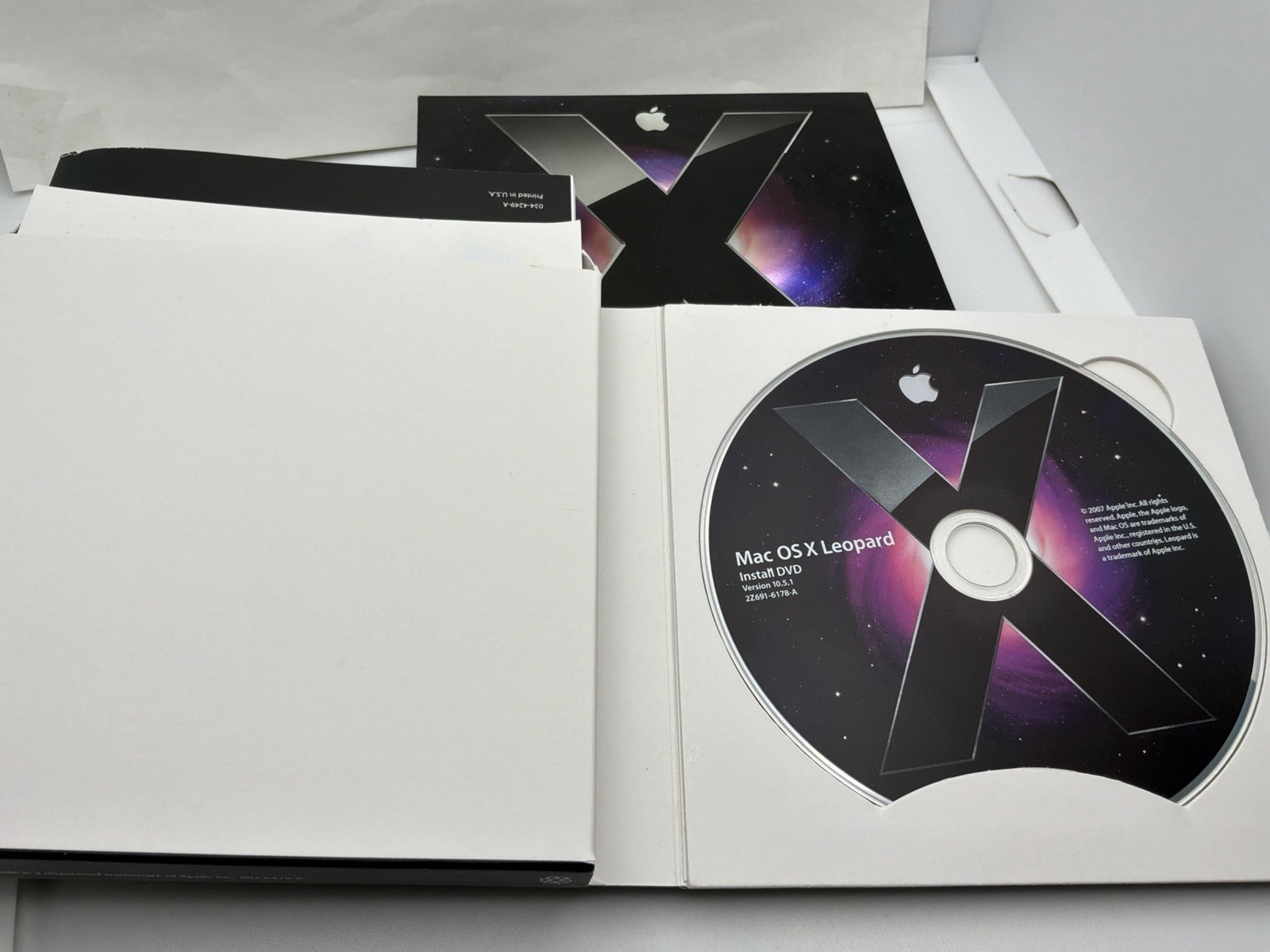 Apple Mac OS X Leopard v10.5.1 Retail Install DVD Original Box Manual Stickers