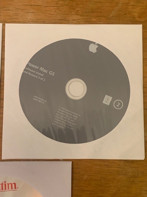 New, Apple Mac OS X 10.3.3 Panther Power Mac G5 (2004)