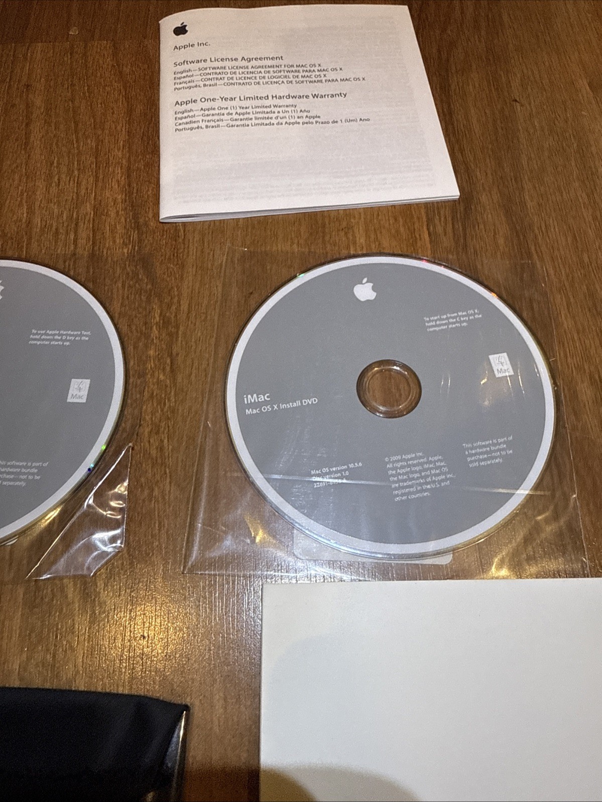 Macintosh iMac OS X 10.5.6 Install & Applications DVD OEM + Cloth, Stickers 2009