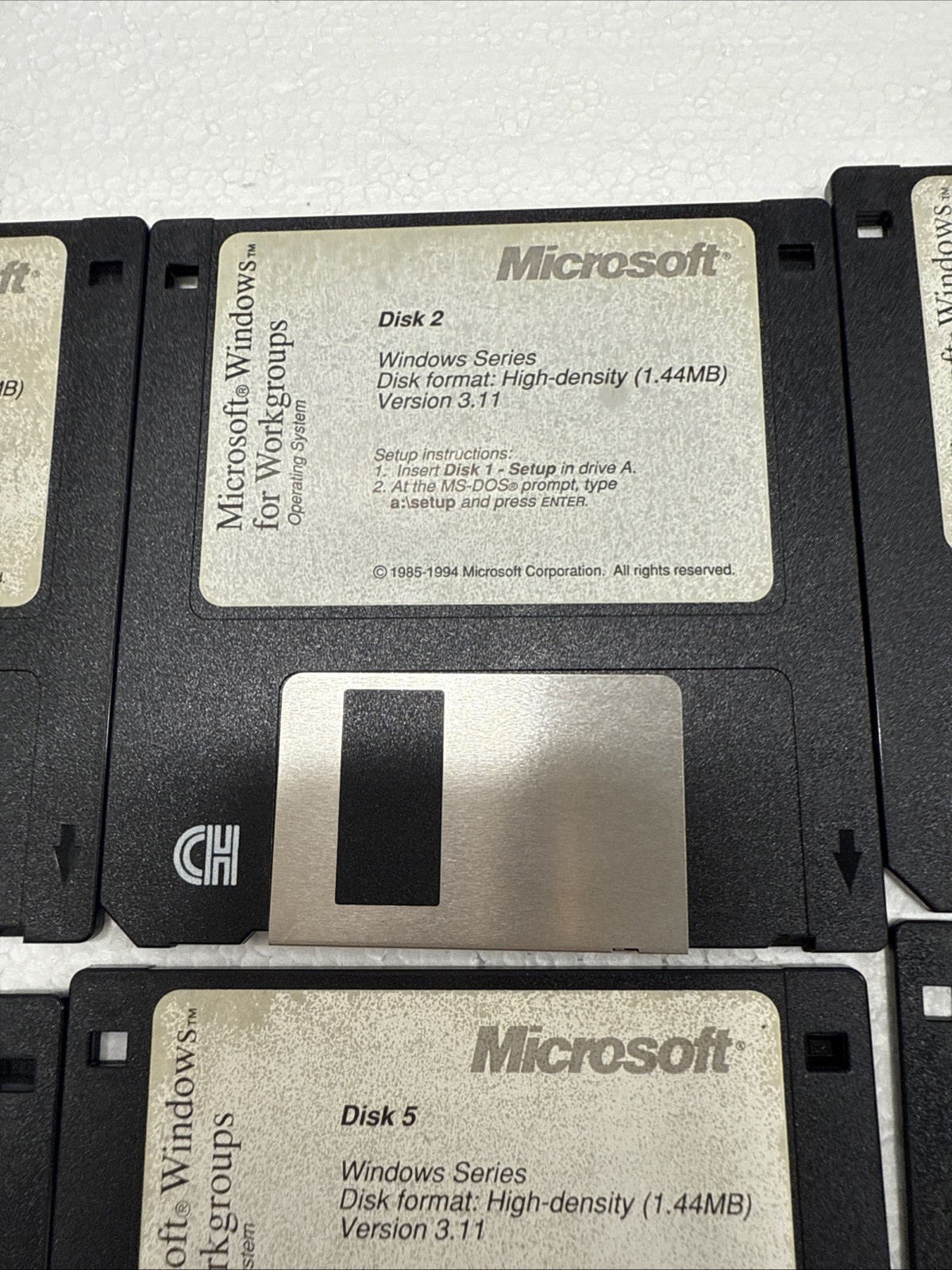 MS Windows 3.11 on 3.5″ 1.44MB Floppy Disk install – Workgroups 7 Disks Untested