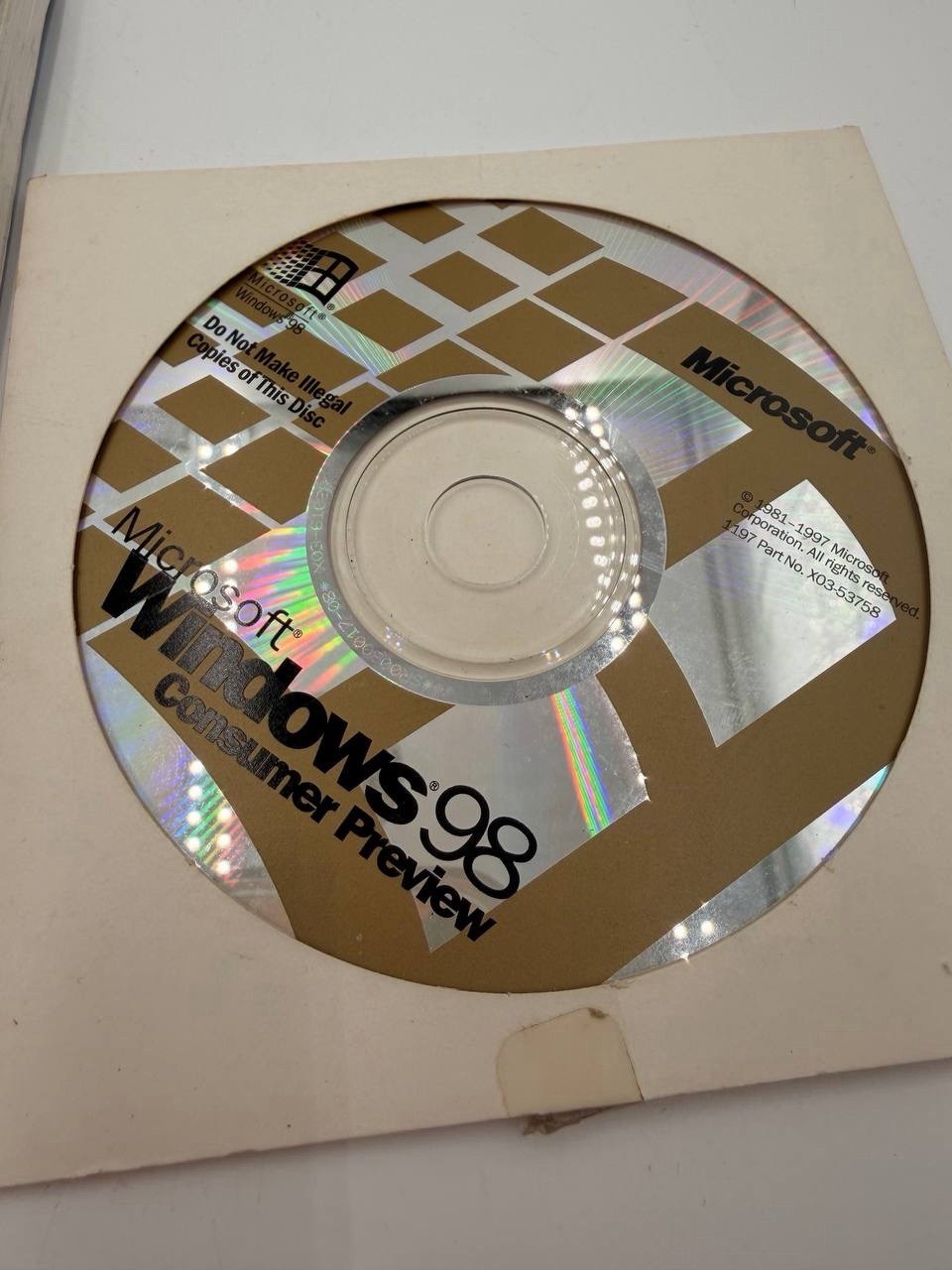 Vintage Microsoft Windows 98 Consumer Preview CD w/ Key & Getting Started Manual