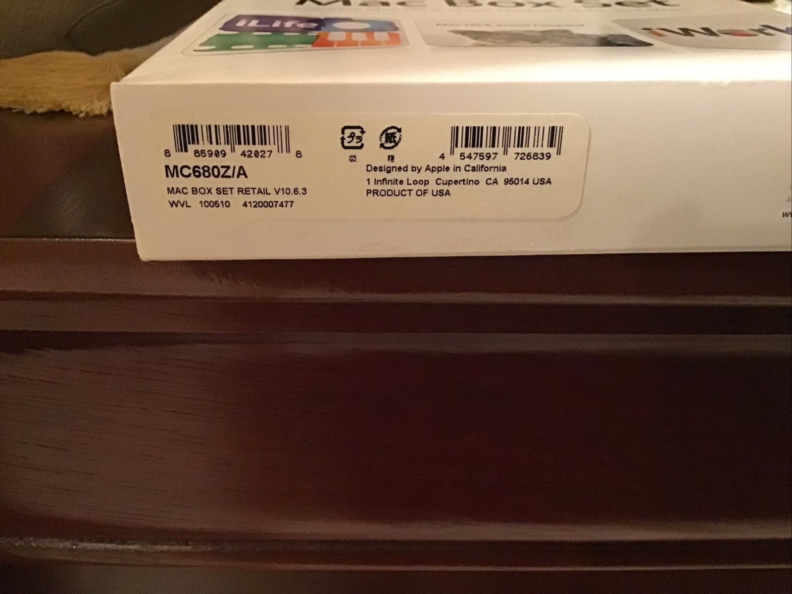 Mac Box Set: OS X Snow Leopard, iLife, and iWork, MC680Z/A