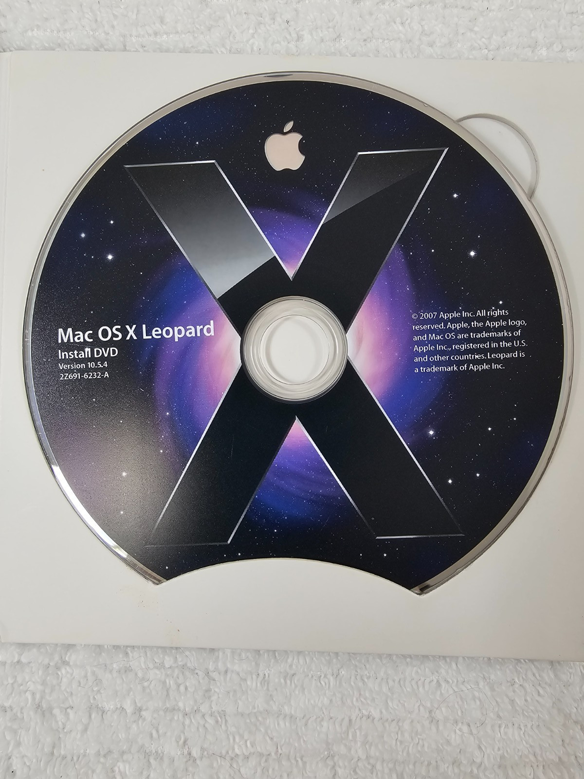 Apple Mac OS X Leopard 10.5.4 Install DVD Family Pack w Manual & Original Boxing