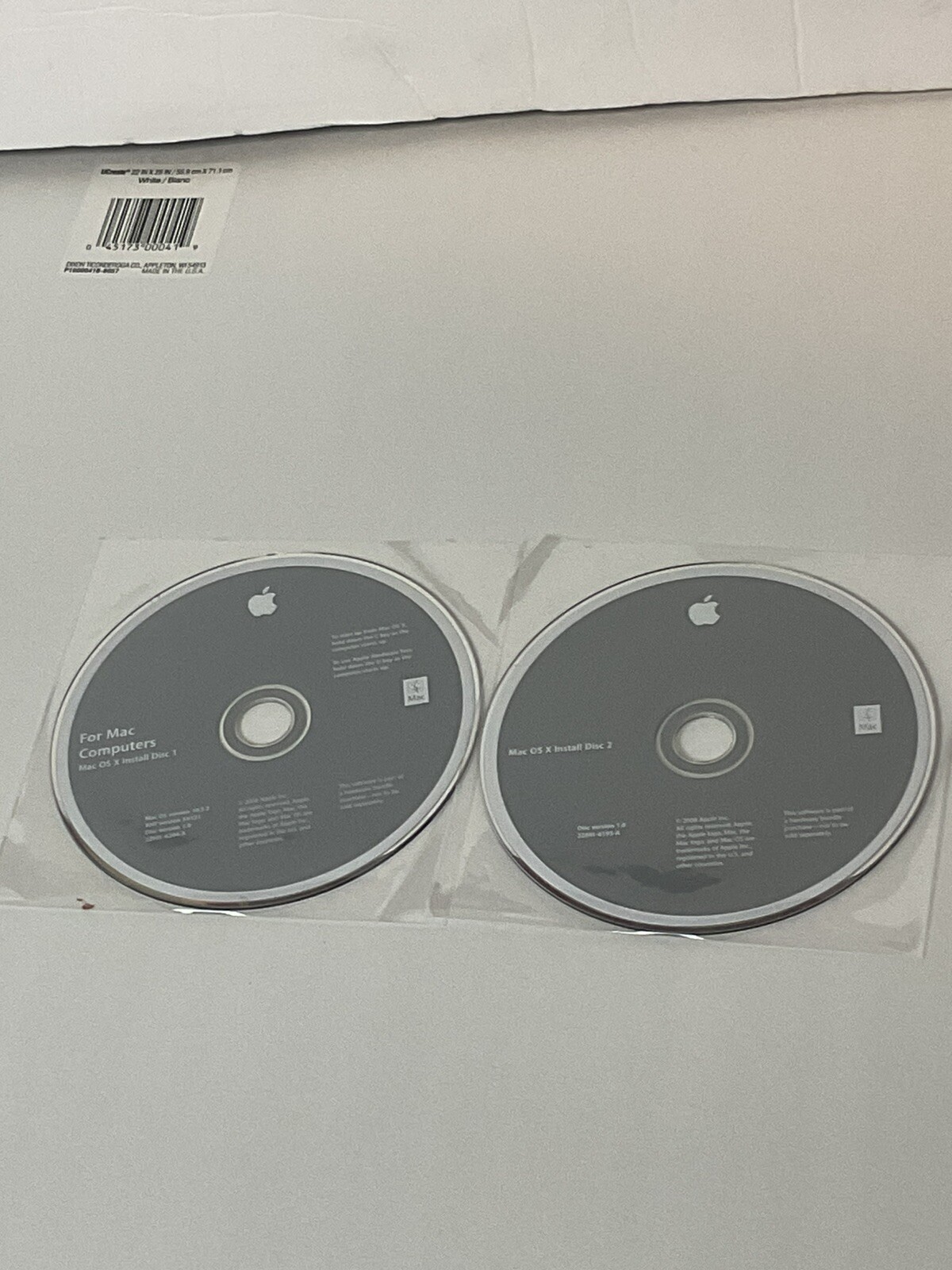 Macintosh OS X Install Disc 1 & 2 Version 10.5.2 OEM