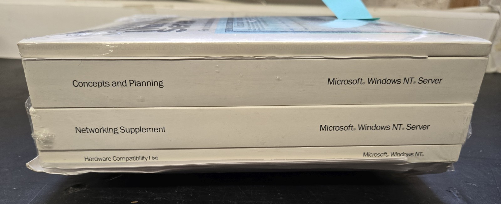 SEALED Microsoft Windows NT Server – Complete installation package CD & disks