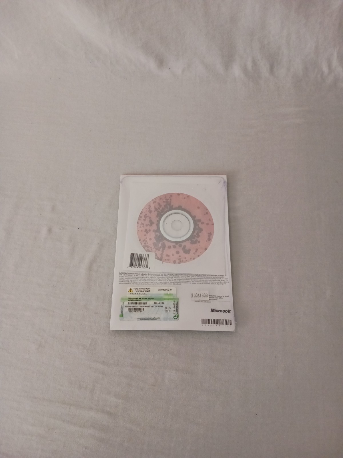 BRAND NEW SEALED Microsoft Windows XP Home Edition 2002 SP2 Copy w/ License Key