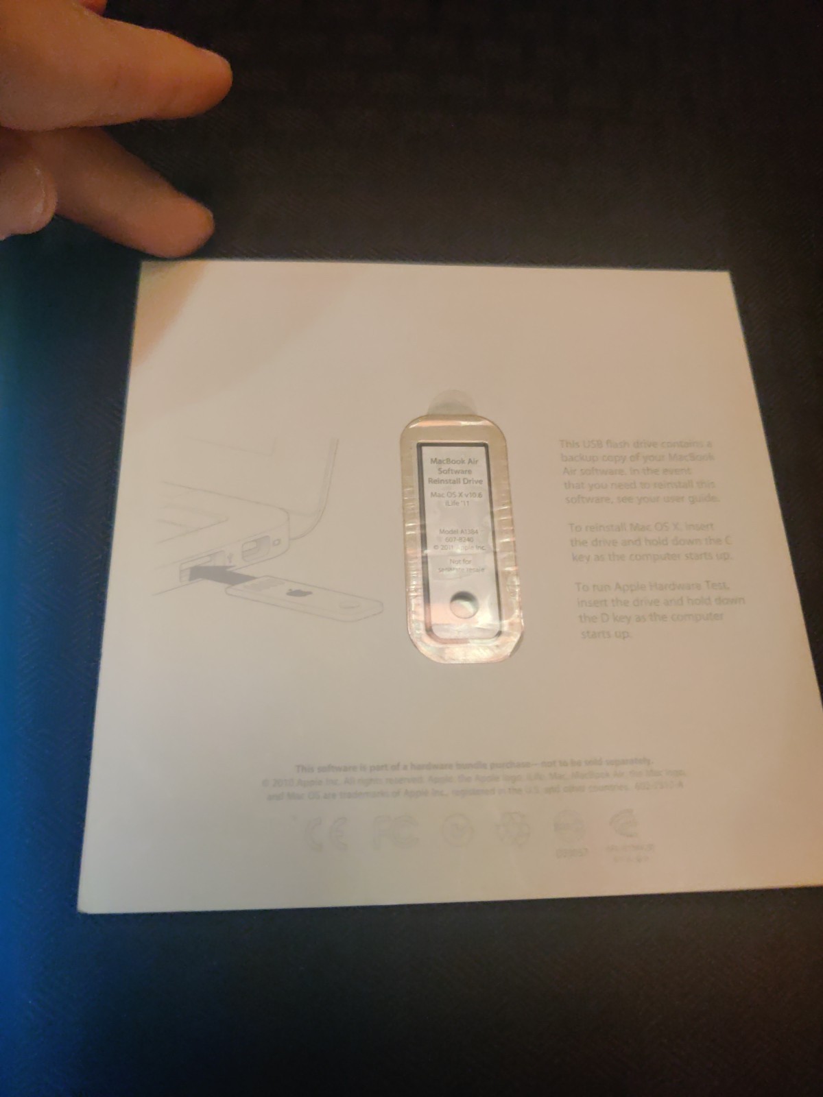 Apple MacBook Air Software Reinstall Drive Max OS X v 10.6 iLife 11 Model A1384