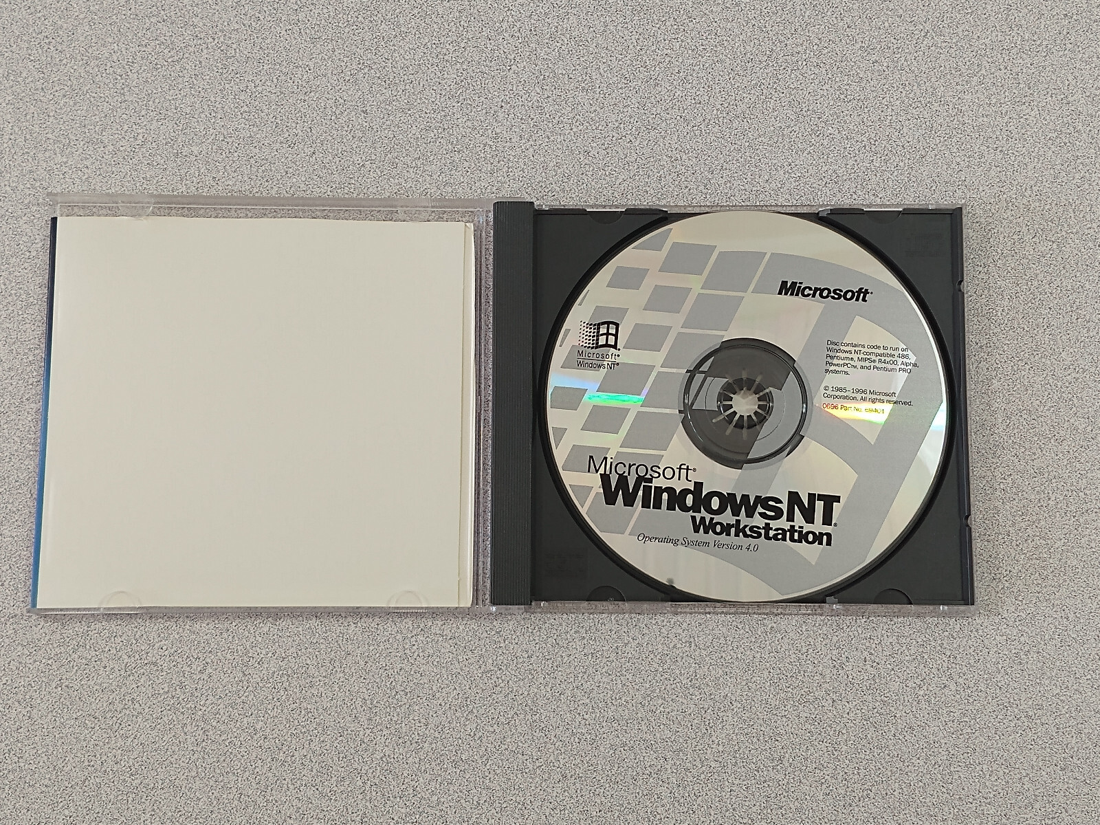 Microsoft Windows NT Workstation OS Version 4.0 CD with CD Key