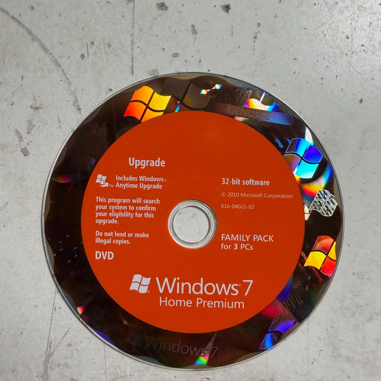 Microsoft Windows 7 Home Premium Upgrade Family Pack (3 PCs, 32/64-bit)