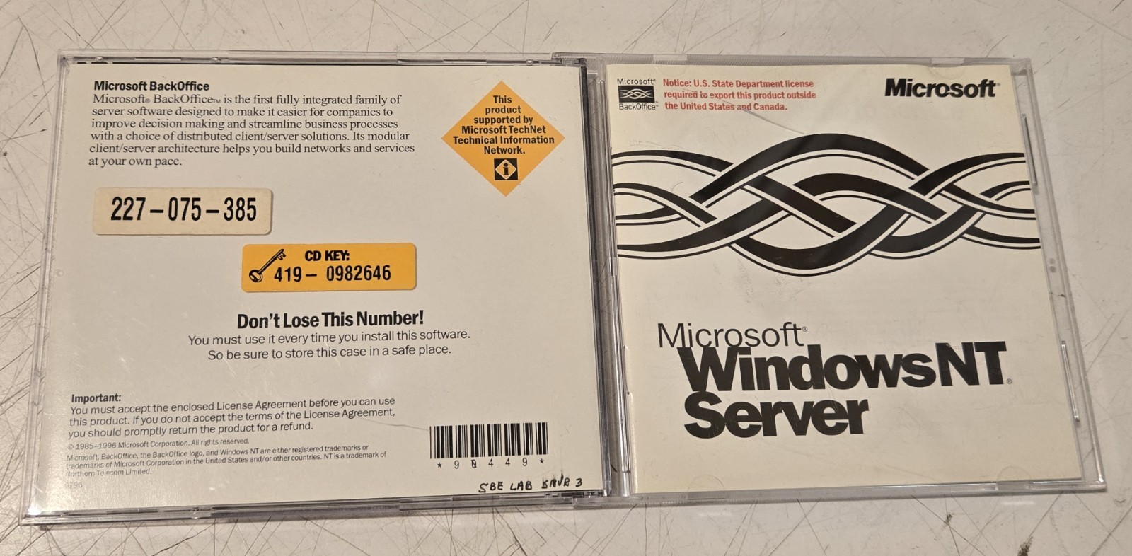 Microsoft Windows NT Server 4.0 – Complete installation package CD & disks
