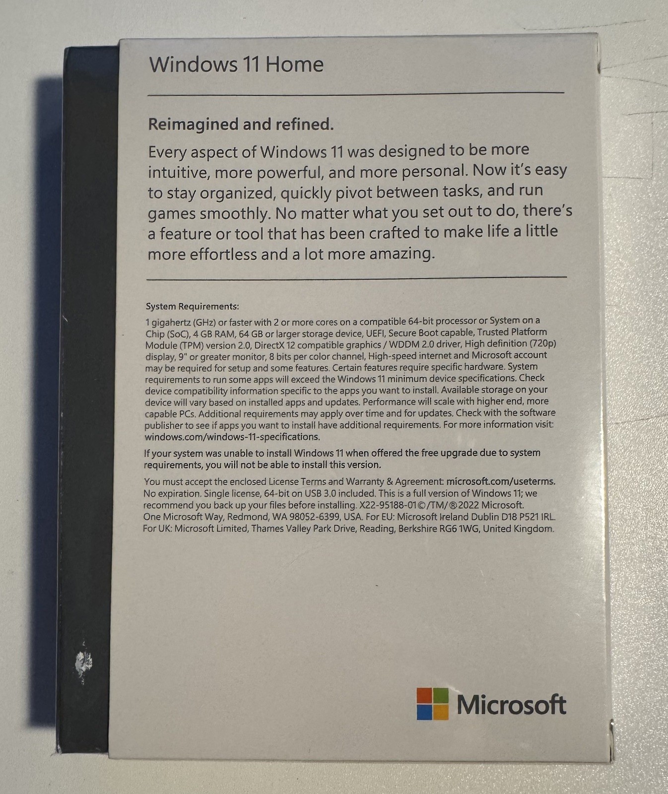 Microsoft Windows 11 Home 64-Bit USB Flash Drive + Key Retail Box – Original
