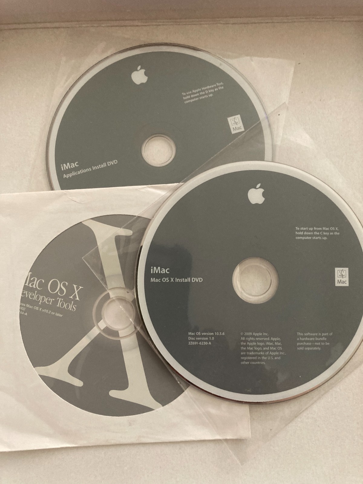 iMac OS X Install Version 10.5.6 + Application Disk and Developer Tools