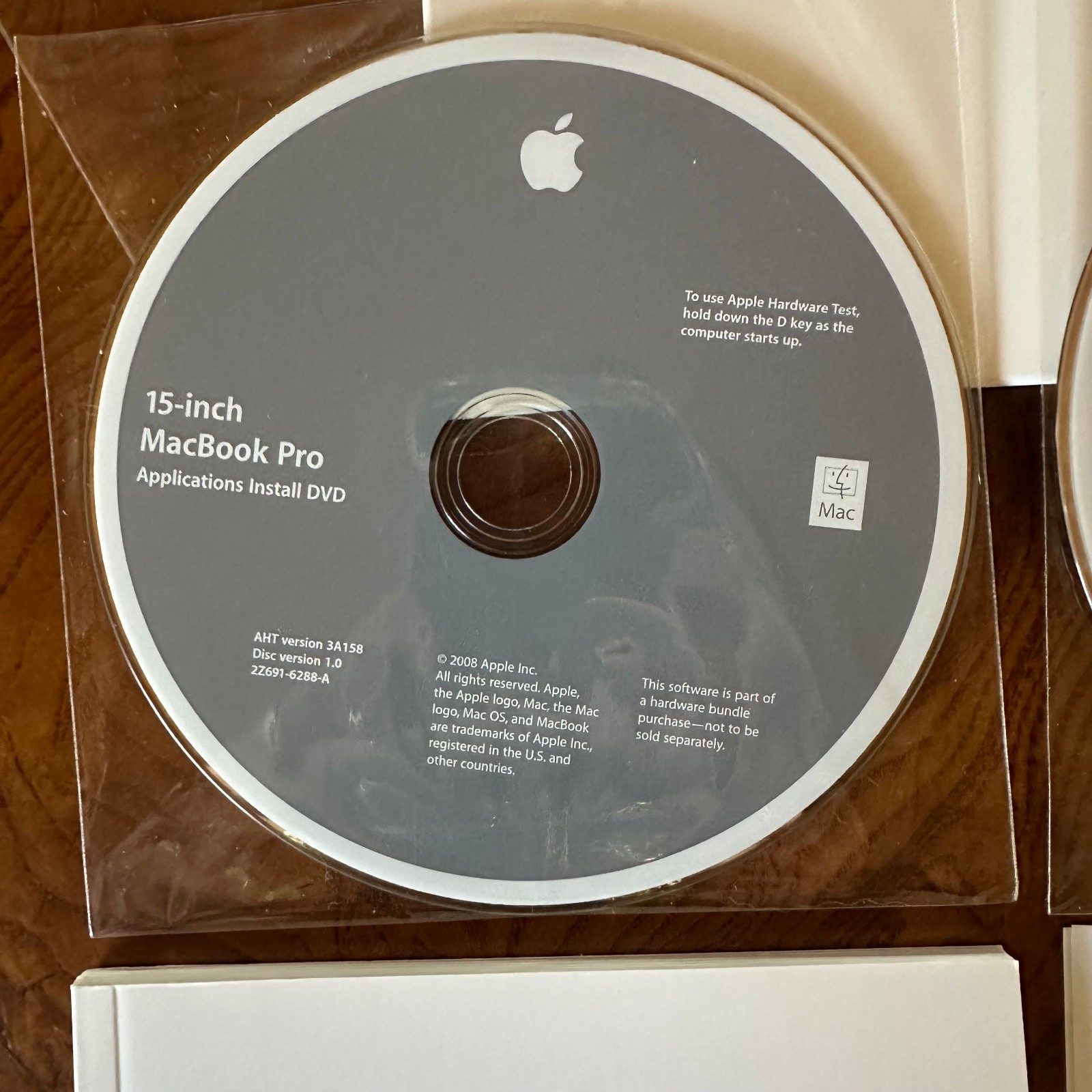 Apple 15-inch MacBook Pro Mac OS X 10.5.5 Install & Applications OEM & Manual