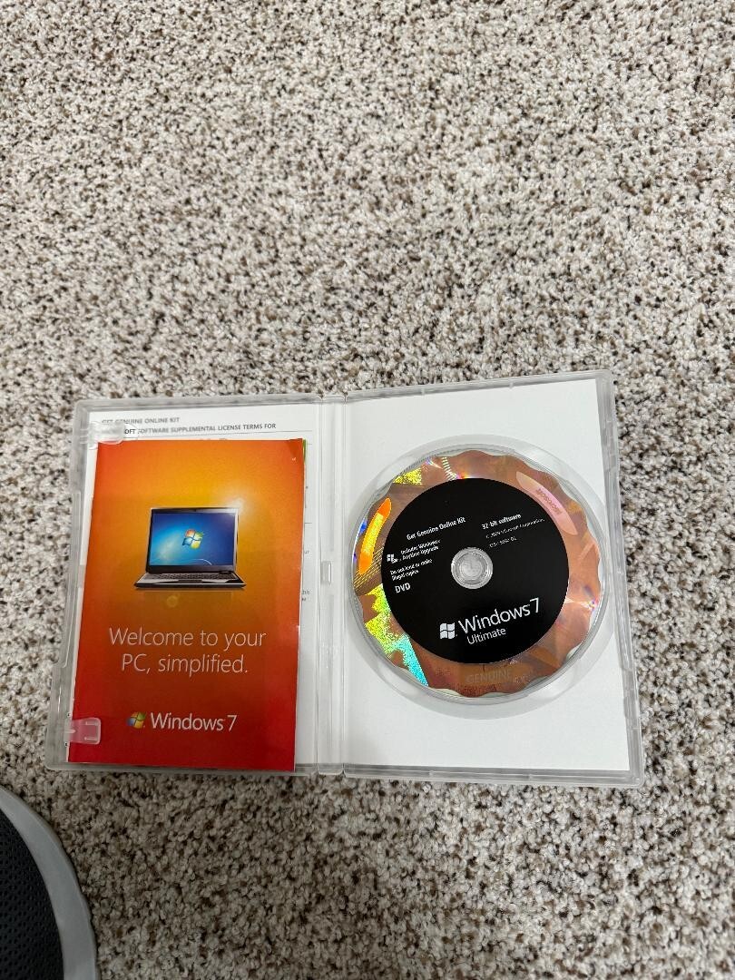 Microsoft Windows 7 Ultimate 32/64-Bit (Media Only) (1 User/s) – Full…