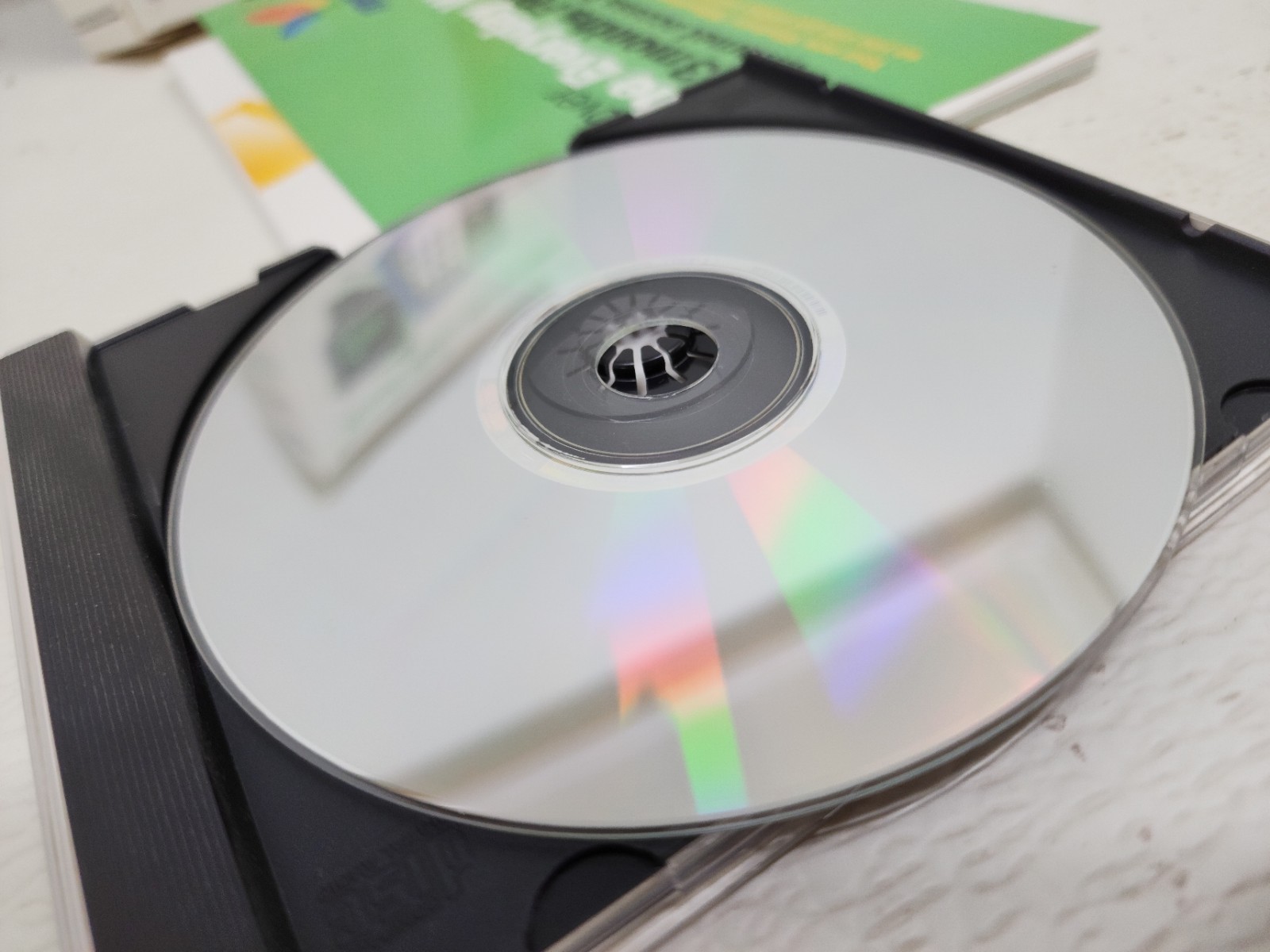 Microsoft Windows Millennium ME UPGRADE 2000 Rare Win CD in BOX with Product Key