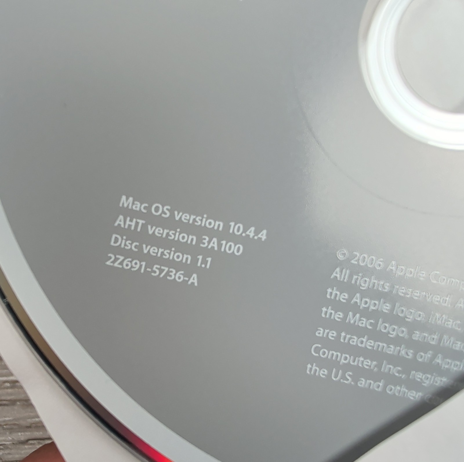 Apple iMac OS X Install Disc 1 & 2 Version 10.4.4 2006