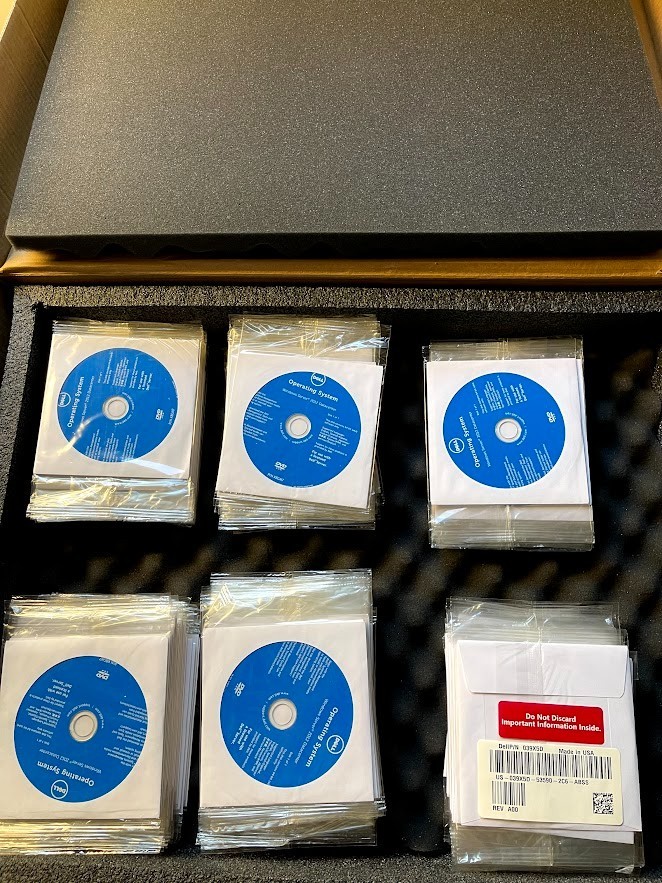Dell / Microsoft Windows Server 2012 Datacenter DVD Installation Media / 39X5D