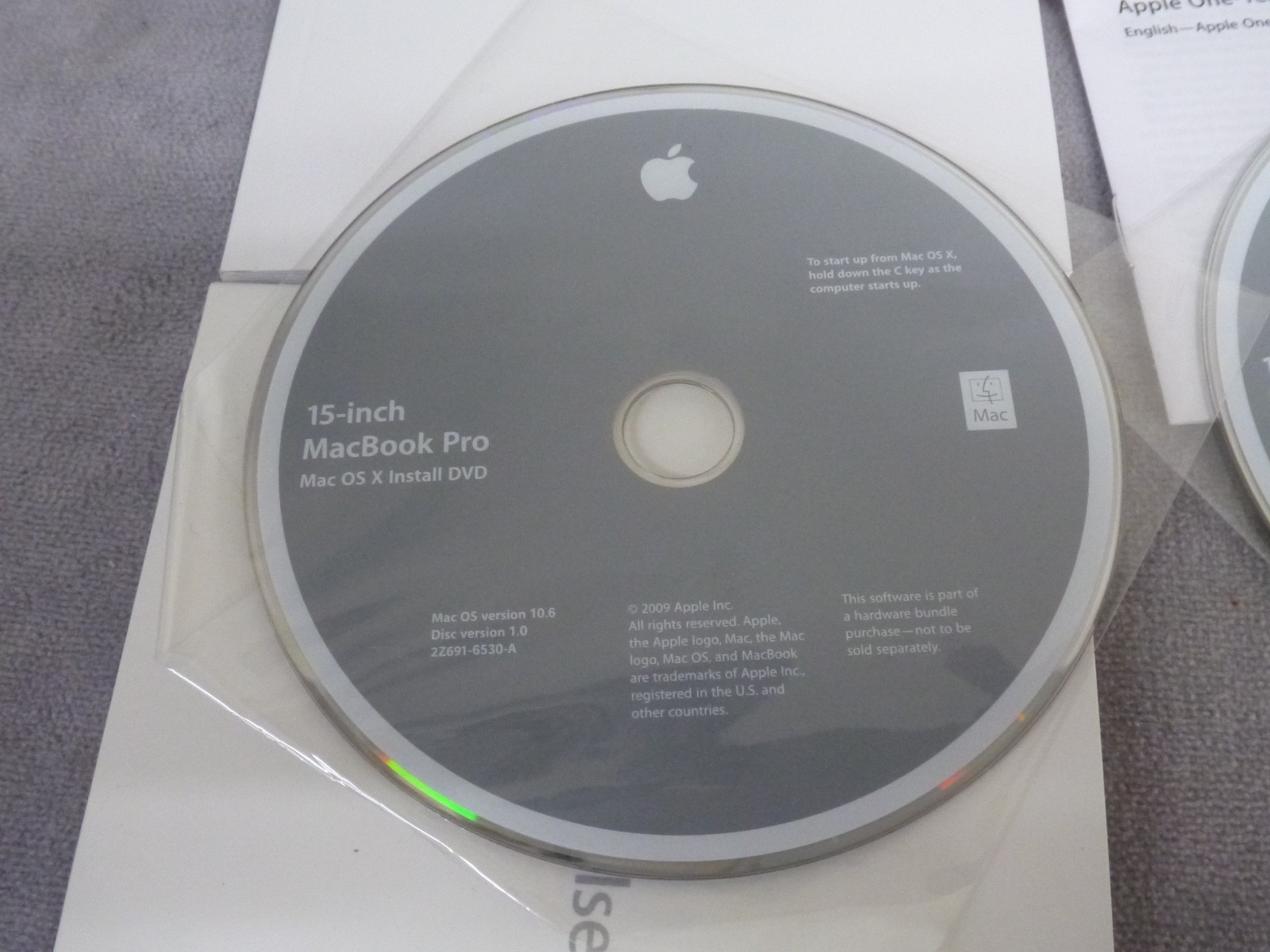 MacBook Pro 15 original DVD not burnt OS X 10.6. , Application and Books