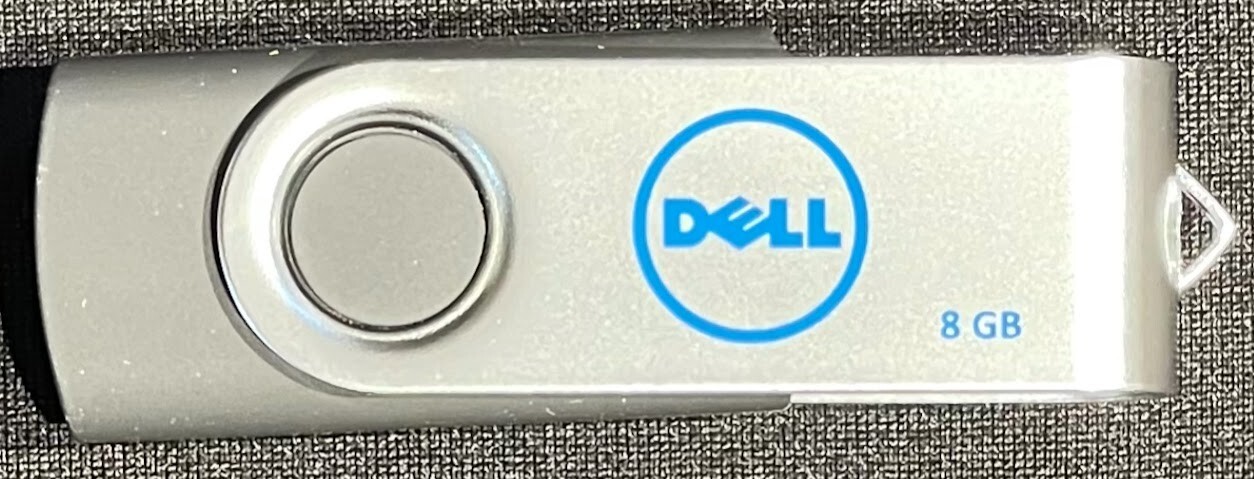 Dell / Microsoft Windows 10 – 64 Bit Recovery Thumb Drive Media / 8GB / 1V78M