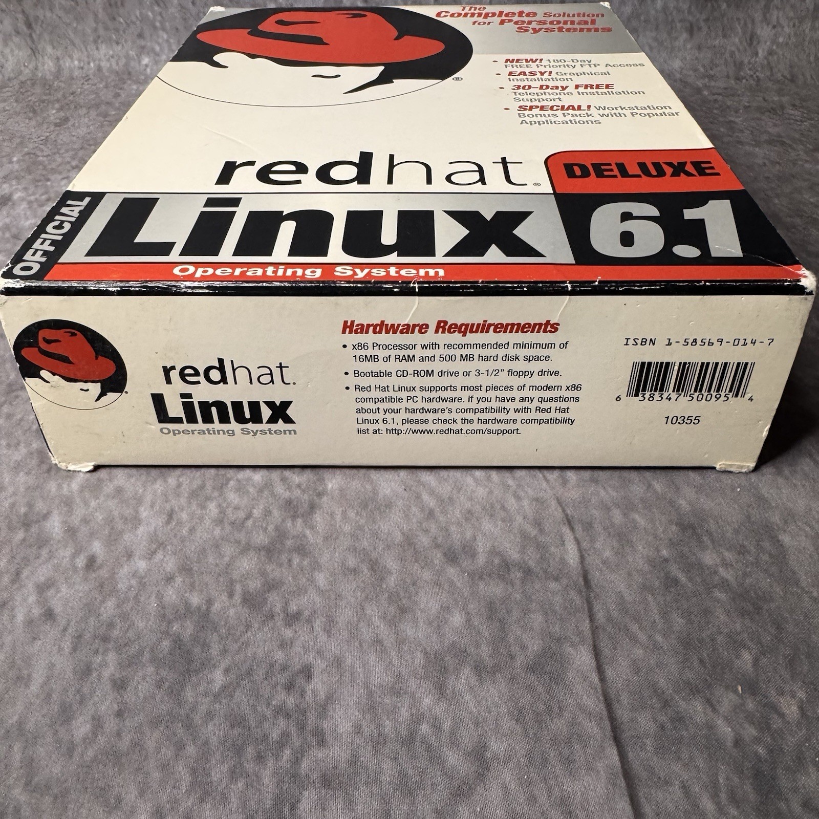 1999 Red Hat Linux 6.1 Boxed Set Complete w/ CDs & Manuals