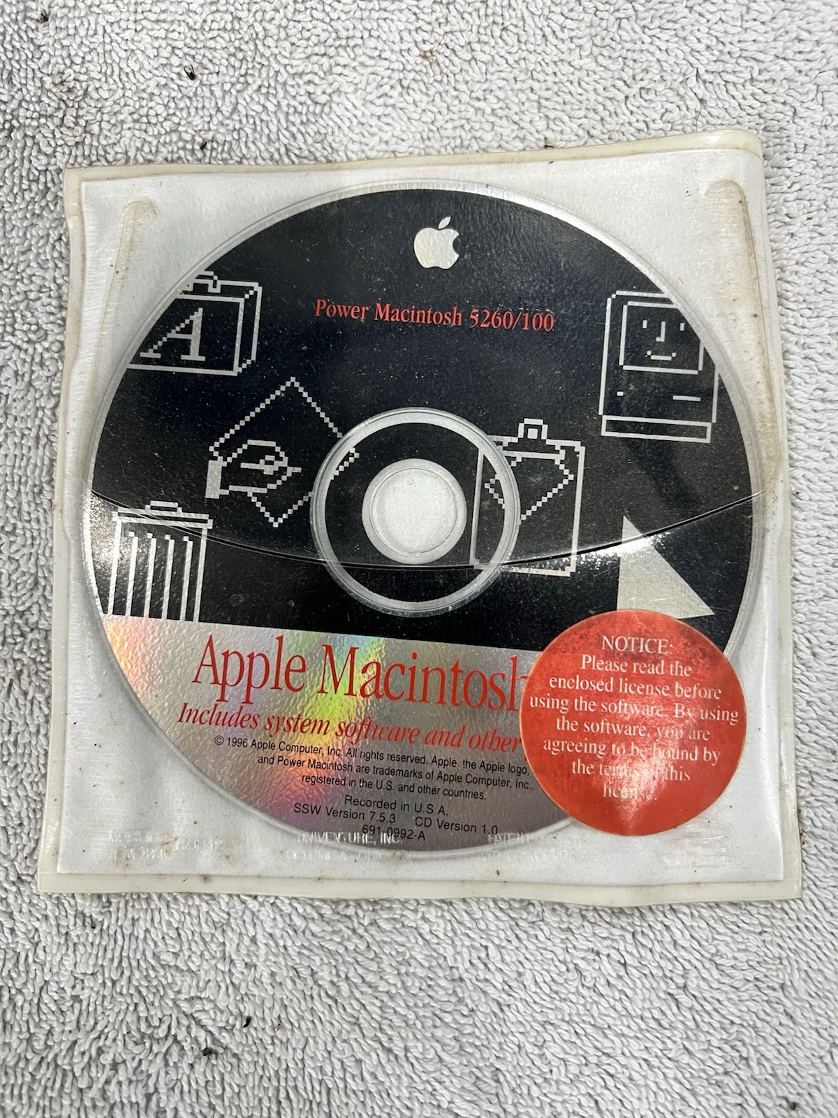 Apple CD Power Macintosh 5260/100 System Software 7.5.3 Restore Disc 1996