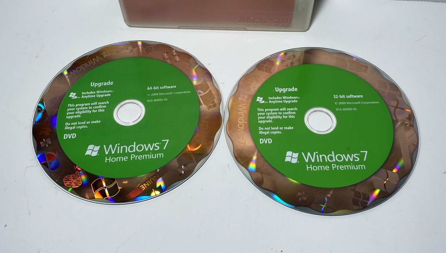 Microsoft Windows 7 Home Premium Upgrade 32 and 64-bit Discs with Product Key