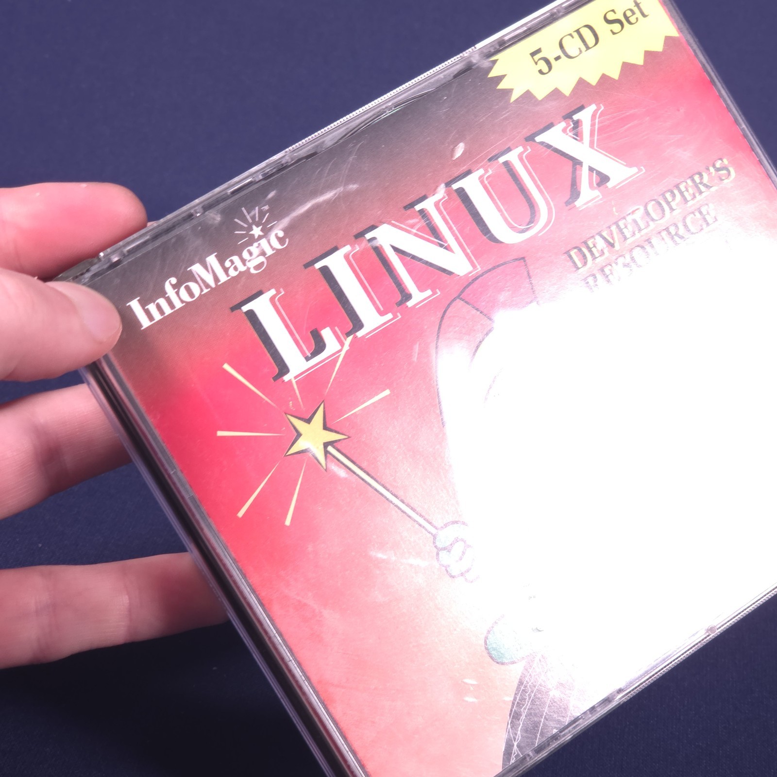 Linux Developer’s Resource (5-CD ROM Set, 1995) Slackware 3.0 Red Hat Debian