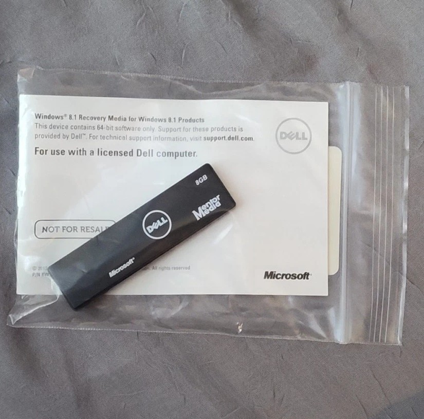 Dell Windows 8 – Mac 8.1 – 64-bit OS Recovery Restore Media USB Stick 8GB