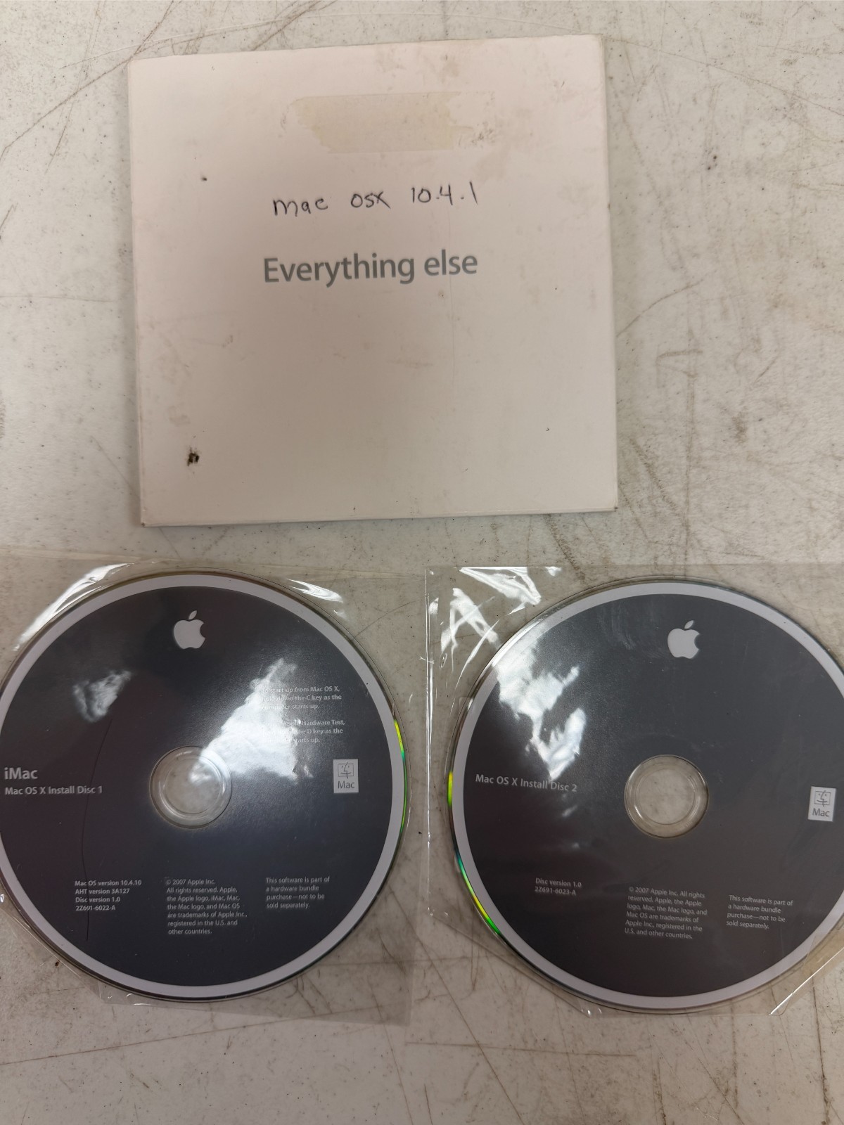 Lot of Apple Software – Final Cut Studio 2, Final Cut Studio, Mac OSX, G5, iLife