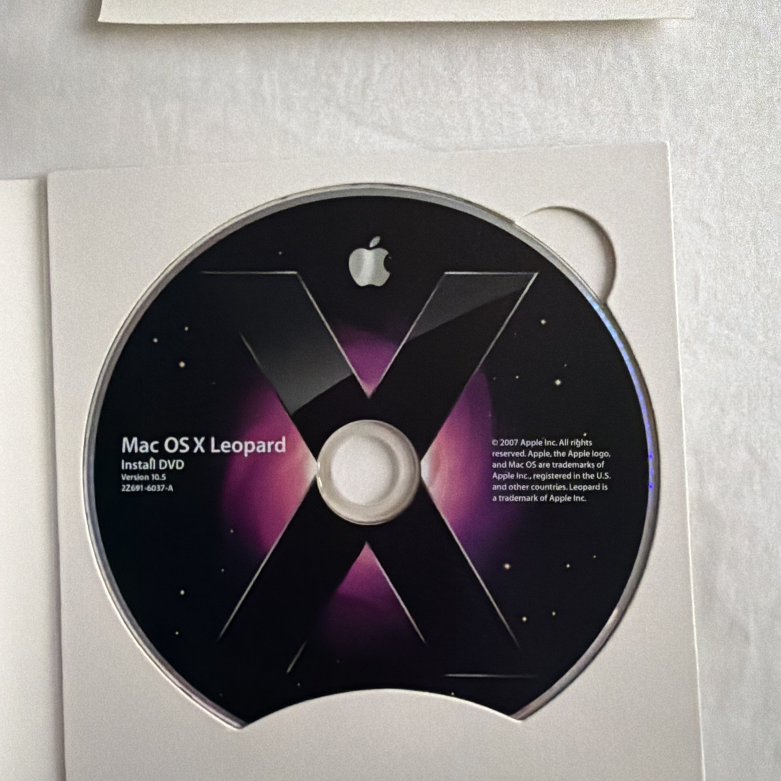 Mac OS x Leopard 10.5 With Manual And Stickers 2007