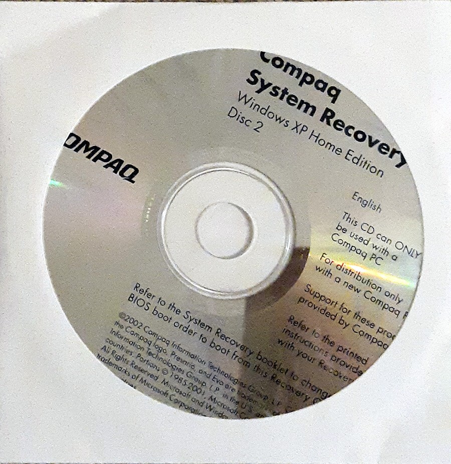 5 Disc Compaq System Recovery Windows XP & Microsoft Works 6.0-Money 2002 Stand
