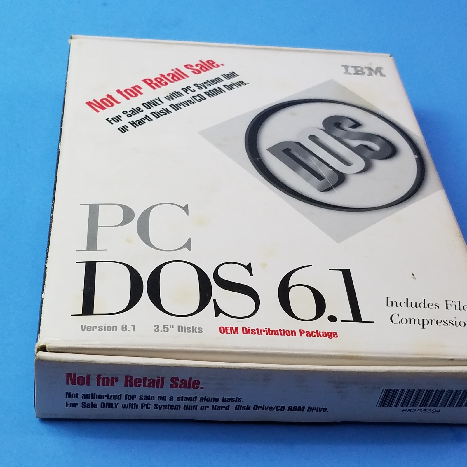 VTG. IBM PC DOS 6.1 Software Operating System User manuals 3.5” disk in box