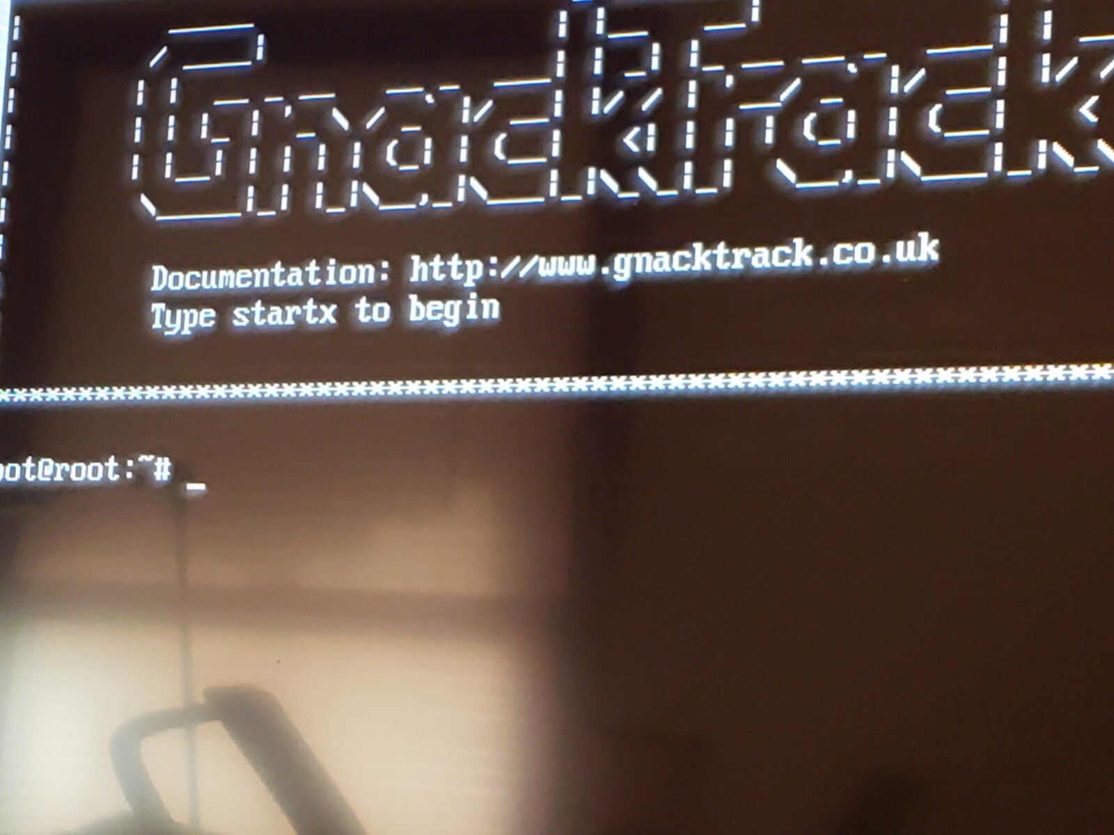 GnackTrack R6 Live DVD x86 32-Bit Security/Pentesting OS
