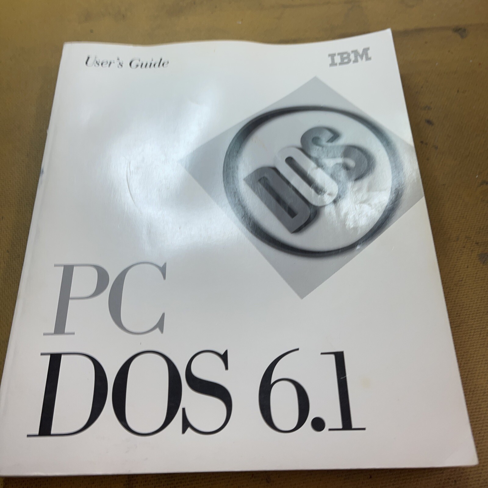 vintage IBM PC DOS 6.1 users guide manual