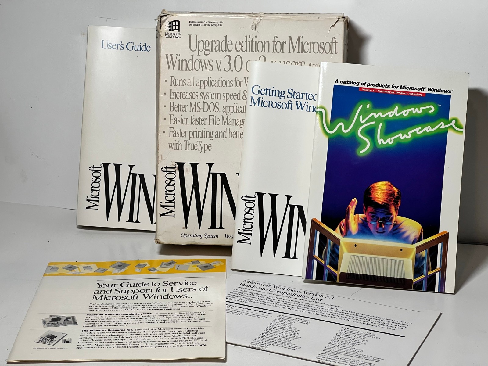 Microsoft Windows 3.1 Upgrade Kit (Box and Books, no Software)