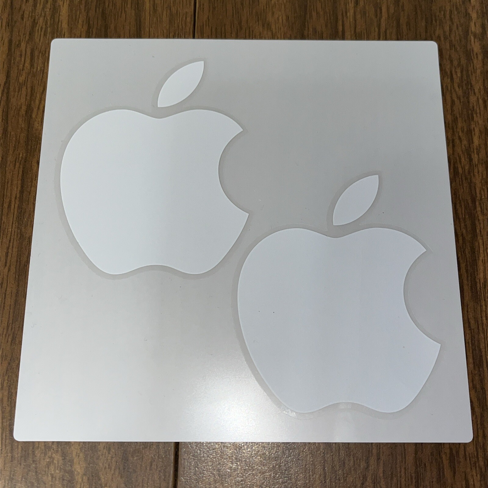 Apple Mac Box Set includes Mac OS X, Leopard, And iWork MC680Z/A USED